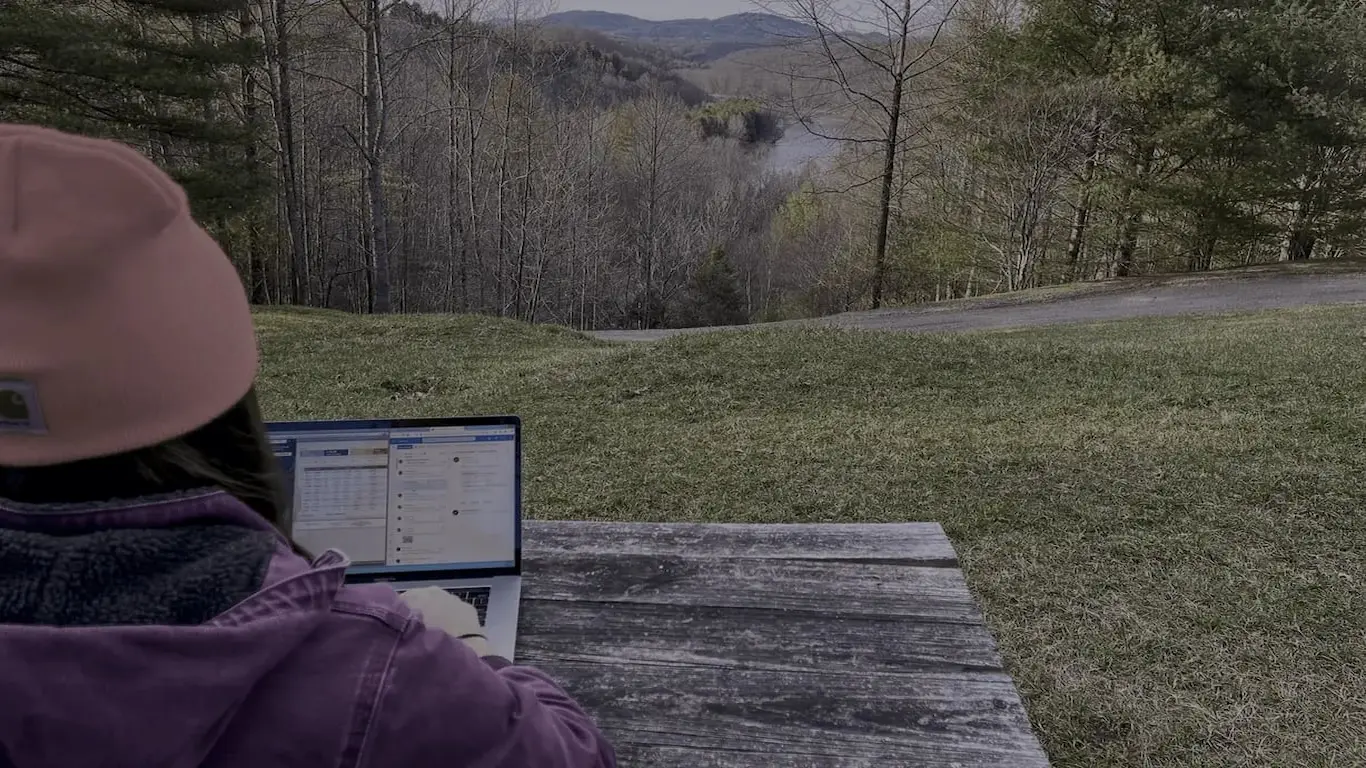 Lauren connects to QuickBooks Desktop using VMware Horizon while working remotely in the mountains of North Carolina.